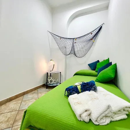 Esmeralda Villa