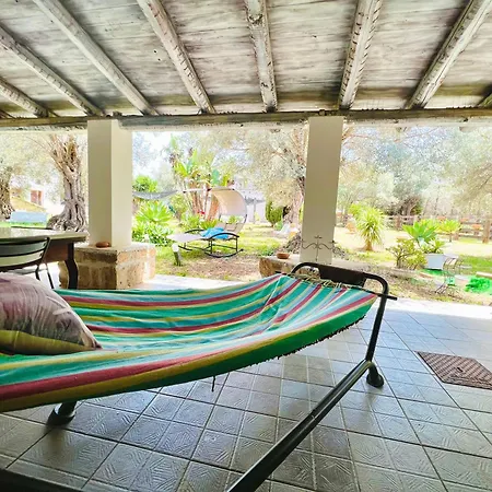 Esmeralda Villa